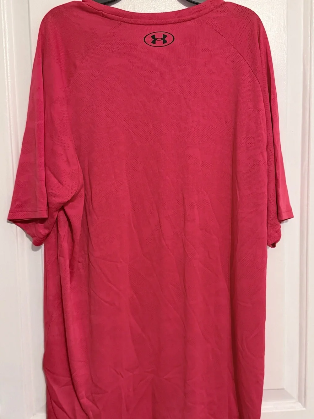 Under Armour Men’s red Short-Sleeve Performance Shirt velocity jacquard - Picture 6 of 8